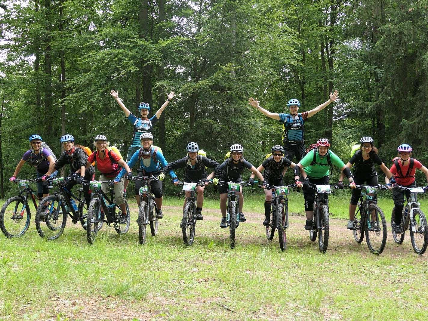 Gruppenbild beim beitune MTB-Camp für Frauen