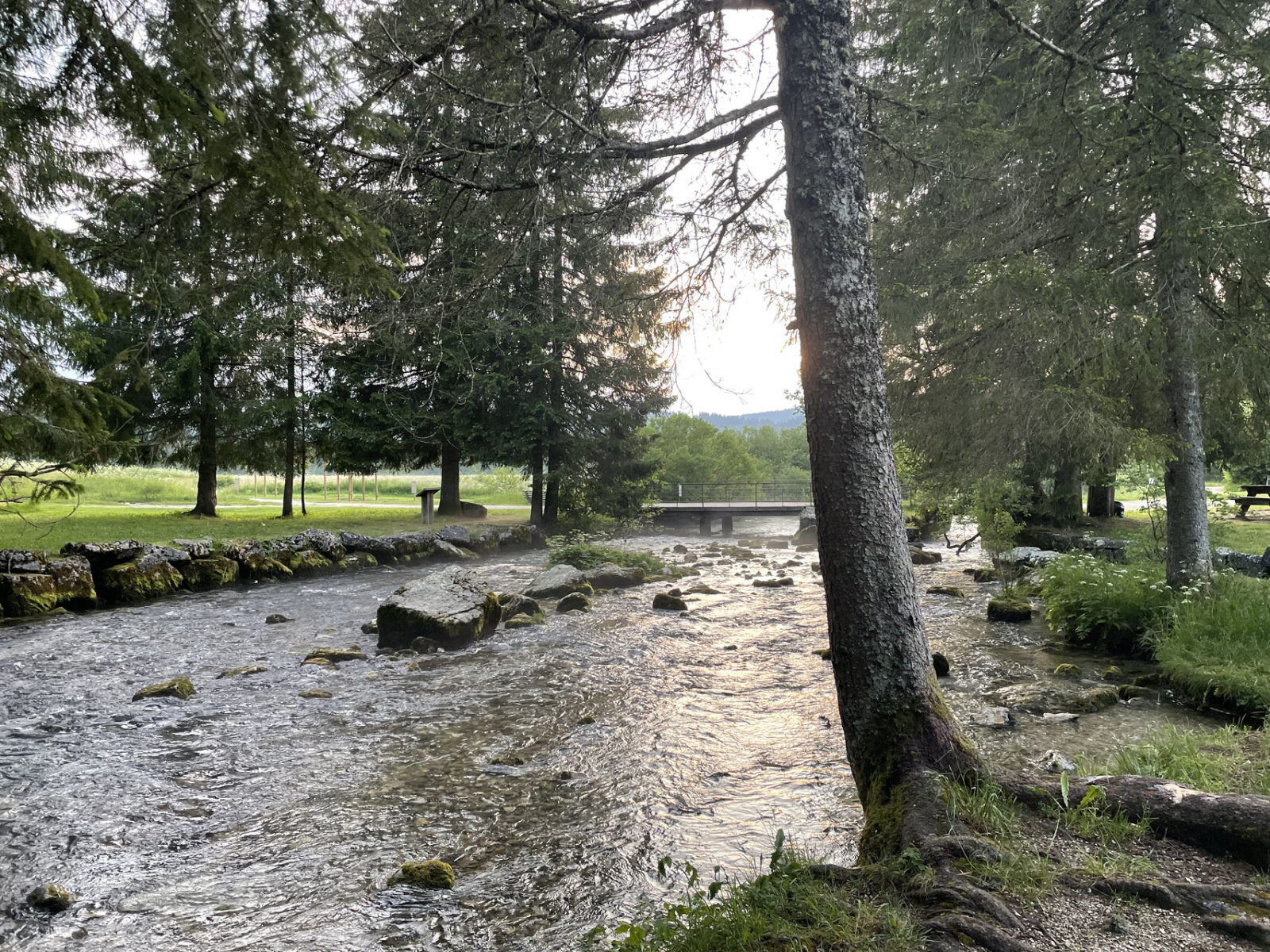 Malerische Landschaft beim beitune Jura-Cross