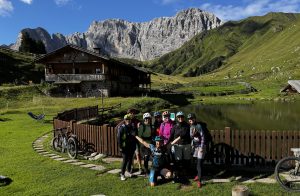 beitune Frauen-Transalp. mit dem MTB oder E-MTB vom Zillertal zum Gardasee